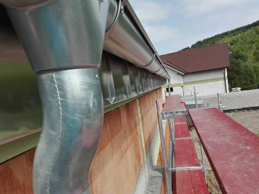 Hotová strecha, celkový pohľad 8, Kysuce