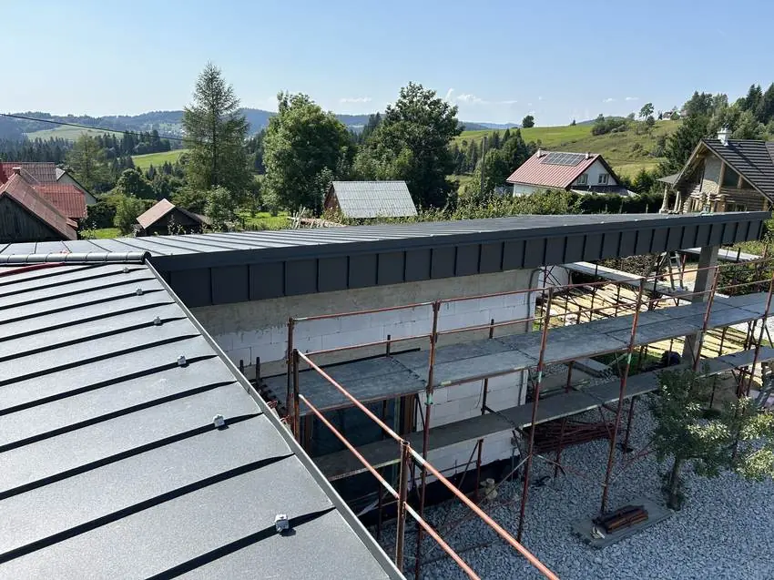 Hotová strecha, celkový pohľad 22, Kysuce