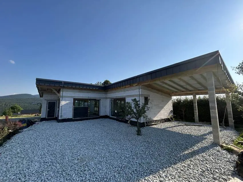 Hotová strecha, celkový pohľad 28, Kysuce