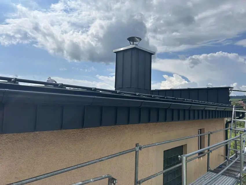 Hotová strecha, celkový pohľad 45, Kysuce