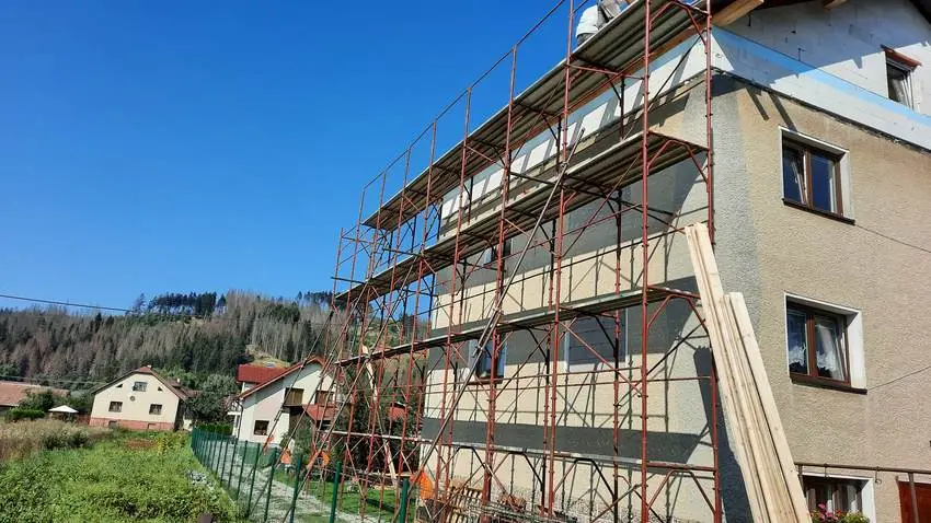 Strešné práce z lešenia 2, Kysuce